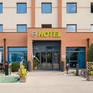 Hotel B&B Hotel Ferrara ***